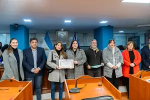 Homenaje parlamentario al histrico artesano Nstor Lagoria