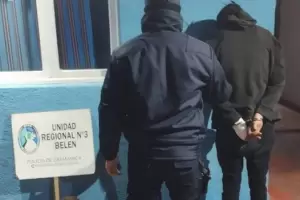 Intent� ingresar a un domicilio a robar y termin� detenido
