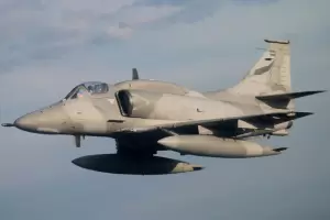 Tragedia en la Fuerza Area: un piloto falleci tras estrellar su avin en un ejercicio de adiestramiento