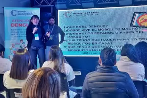 Charla sobre prevencin del dengue en la Fiesta del Poncho