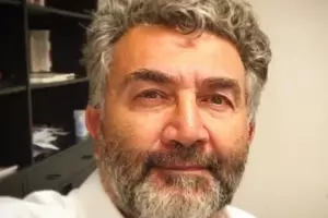 El Gobierno ech a otro asesor econmico que haba cuestionado el programa oficial