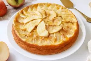 Cmo hacer una deliciosa y esponjosa tarta de manzana sin azcar y sin horno