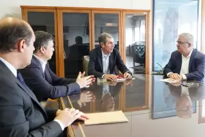 Jalil  y el secretario de Energa de la Nacin analizaron el avance de obras claves para la provincia