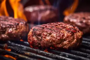 Cu�l es el truco del hielo en la hamburguesa a la parrilla que lo cambia todo