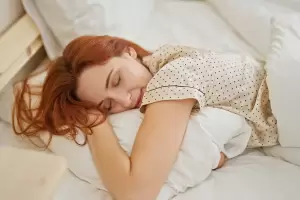 Cul es la fruta que ayuda a dormir mejor