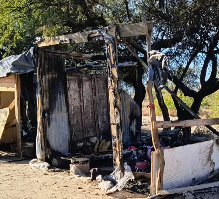 casa incendio encadenado