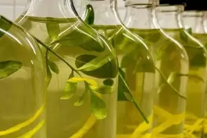 Da de la Pachamama: Cmo es el ritual de la caa con ruda para atraer la buena suerte este 1 de agosto