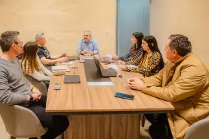 El Gobierno adelanta el pago de becas provinciales para aprovechar el One Shot Plus