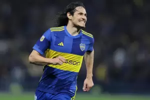 Edinson Cavani tiene una lesin en la espalda y se perder el debut en la Libertadores
