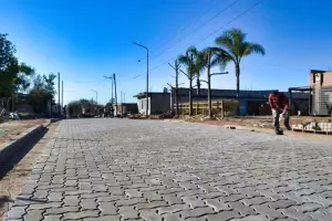 Los Altos: avanzan las obras de adoquinado y puesta en valor de Plaza San Martn