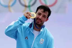 "Maligno" Torres dar una vuelta olmpica en Crdoba para celebrar su oro en Pars