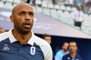 "Una instancia para ajustar cuentas: el tcnico y los medios franceses condimentan la previa ante Argentina