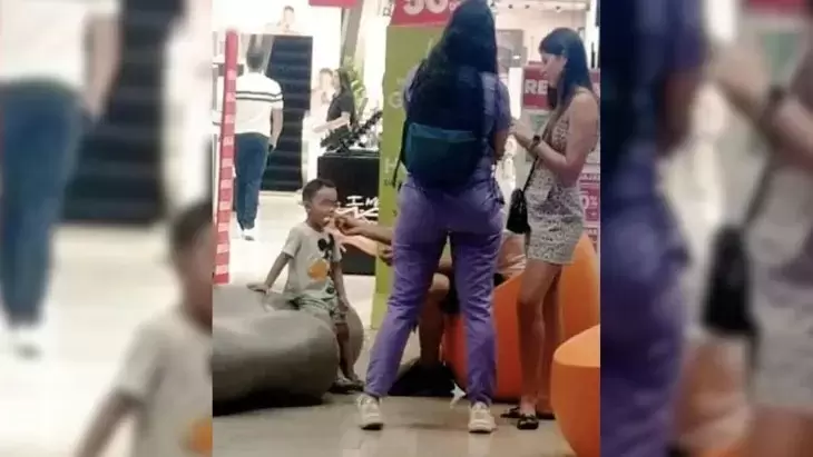La foto del nio parecido a Loan en un shopping en Barranquilla