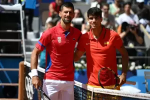 Djokovic y Alcaraz disputan la final de tenis soada de los Juegos Olmpicos