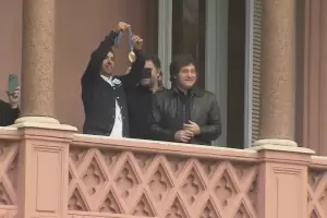 Maligno Torres se reuni con Milei y sali al balcn de la Casa Rosada