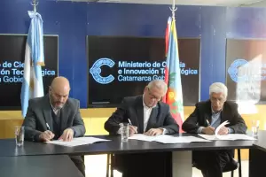 Incorporarn sellos "octgonos" en los alimentos regionales de Catamarca