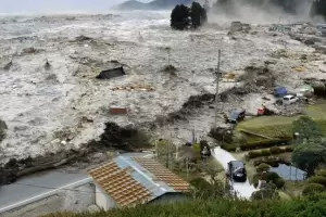 Alerta roja en Japn por tsunami tras un devastador terremoto de magnitud 7,1