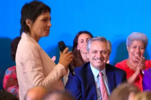 Loca, bipolar, que no lo deja gobernar: la supuesta violencia de Alberto contra Cristina