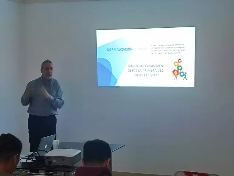 capacitación destinada a empresas mineras andalgalenses