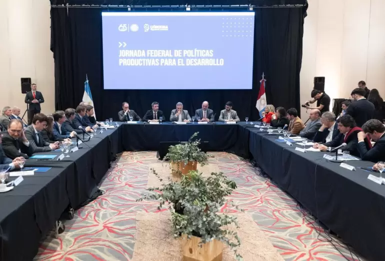 El ministro Caria particip de la Jornada Federal de Polticas Productivas del CFI