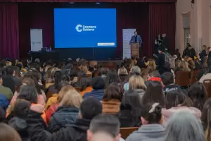 Con una gran convocatoria, se realiz la capacitacin "El Juego ilegal no es un juego" en la UnCa