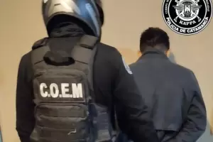 Haba robado y hoy lo atraparon caminando por la calle