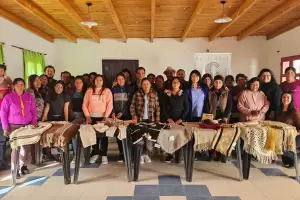 La Facultad de Ciencias Econmicas se suma a la Diplomatura en Tejido en Telar