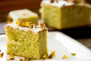 Bizcocho de arroz y almendras: Sin gluten con solo 8 ingredientes