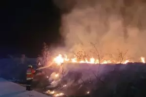 Pavoroso incendio consumi por completo un terreno en Capital