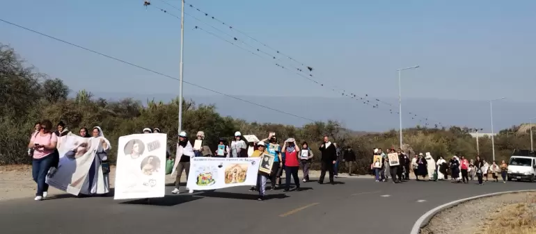 religiosas del NOA peregrinaron 
el Santuario de la Gruta de la Virgen del Valle