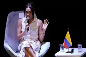 Meghan Markle habl espaol en un evento en Colombia y sorprendi a todos: Lo aprend en la Argentina