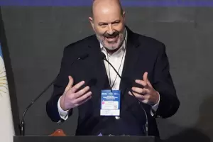 Fin de la exclusividad del dinero: habilitan el pagar� en especies o mercanc�as