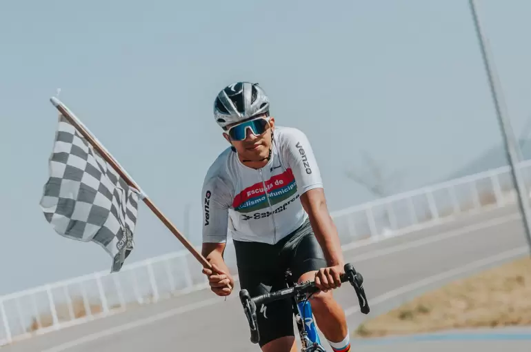M�s de 250 ciclistas en la 4ta fecha del Nacional Infanto Juvenil de Pista