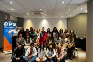 Salud particip del 1 Curso Regional Investigacin de Brotes