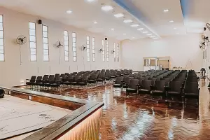 Inauguran la refuncionalizacin del saln de actos de la "Clara J. Armstrong"