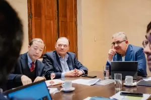 Posibles inversiones: Jalil con entidades bancarias y empresas japonesas