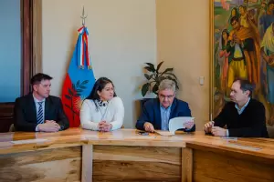 El Gobierno, municipio y productores trabajan en conjunto para fortalecer la produccin vitcola en Santa Mara