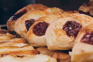 Cmo hacer unas facturas de membrillo exprs: receta fcil y que est lista en minutos