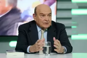 Domingo Cavallo: "El Gobierno parece sugerir que el cepo no se levantar durante 2025"