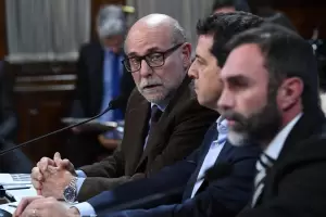 Fama se qued con la vicepresidencia de Educacin y se dio dictamen favorable al Financiamiento Universitario