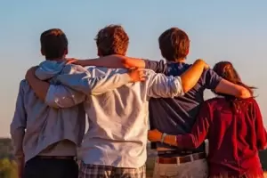 Por qu se celebra hoy el Da del Hermano?