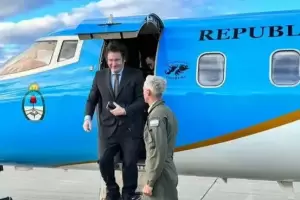 Milei llega a Mendoza en medio de la interna por el control de La Libertad Avanza