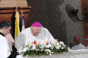 Urbanc en la fiesta de la flamante Sede Primada de Argentina