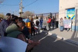 Vecinos de Santa Mara reclamaron por el fuerte incremento en la facturacin del servicio elctrico