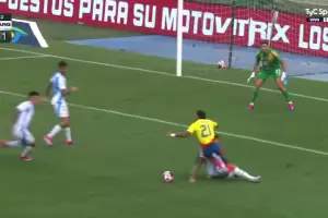 Se conocieron los audios del VAR tras el polmico penal que le dieron a Colombia