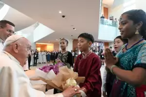 Francisco lleg a Singapur en la ltima etapa de su gira por Asia y Oceana