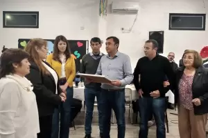 Emotivo reconocimiento a la Liga de Madres por la Polica de la provincia