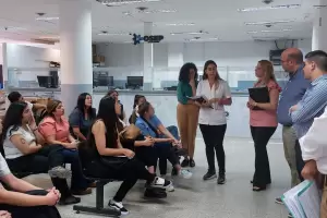 Tras el reclamo, directivos de OSEP se reunieron con maestras de apoyo escolar