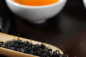 Paso a paso, cmo hacer el t que te ayuda con el estrs y permite dormir mejor