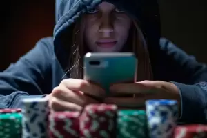 Alertan sobre incremento del juego ilegal y sus consecuencias negativas